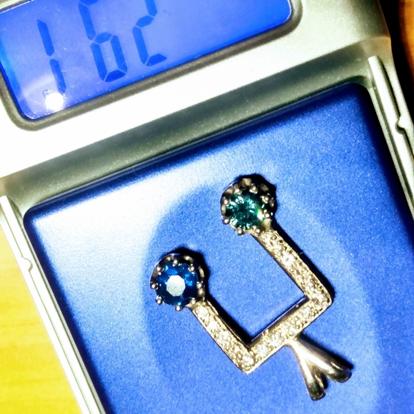 Custom Music Note WG Diamond Sapphire pendant - Picture 9 of 11